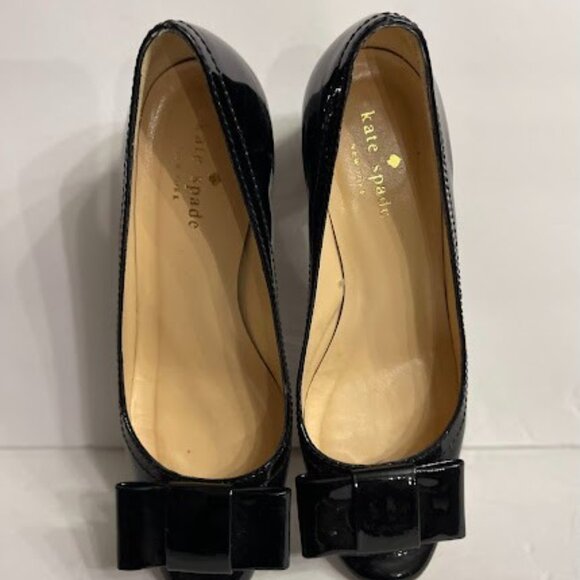 Kate Spade New York Patient Leather Black Bow Accent Pump - Picture 2 of 7